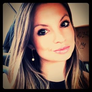 Meet your Posher, Luluali